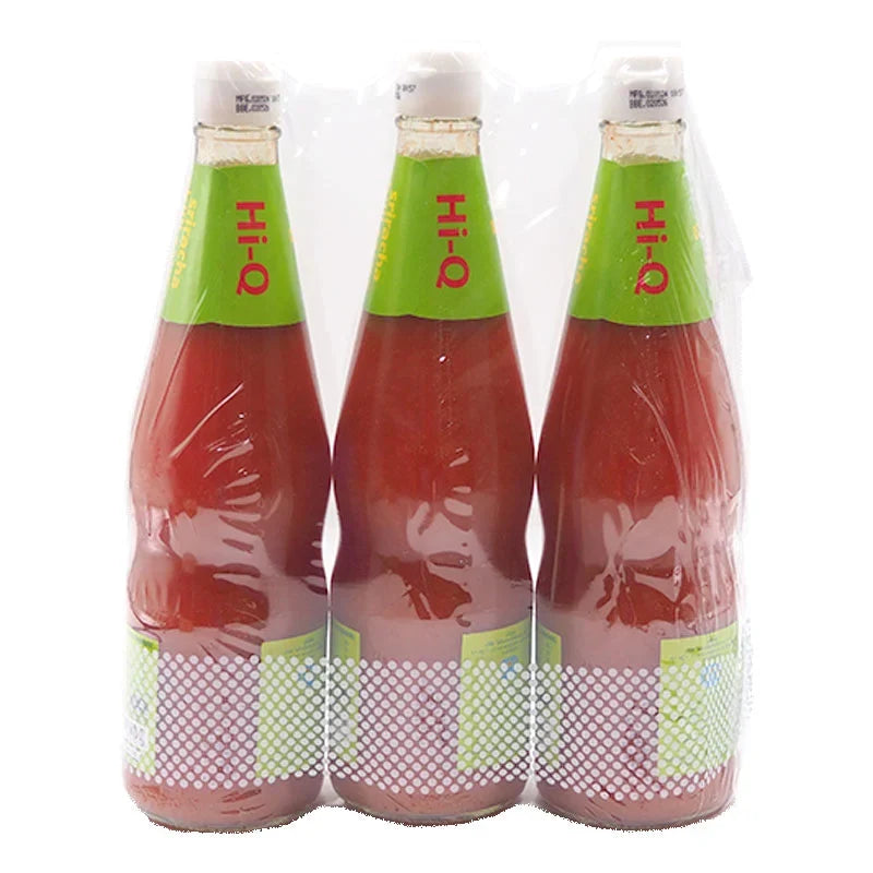 HI-Q Sriracha chili sauce 670g bottle, shown in a set of three, ideal for adding spicy flavor to various dishes.