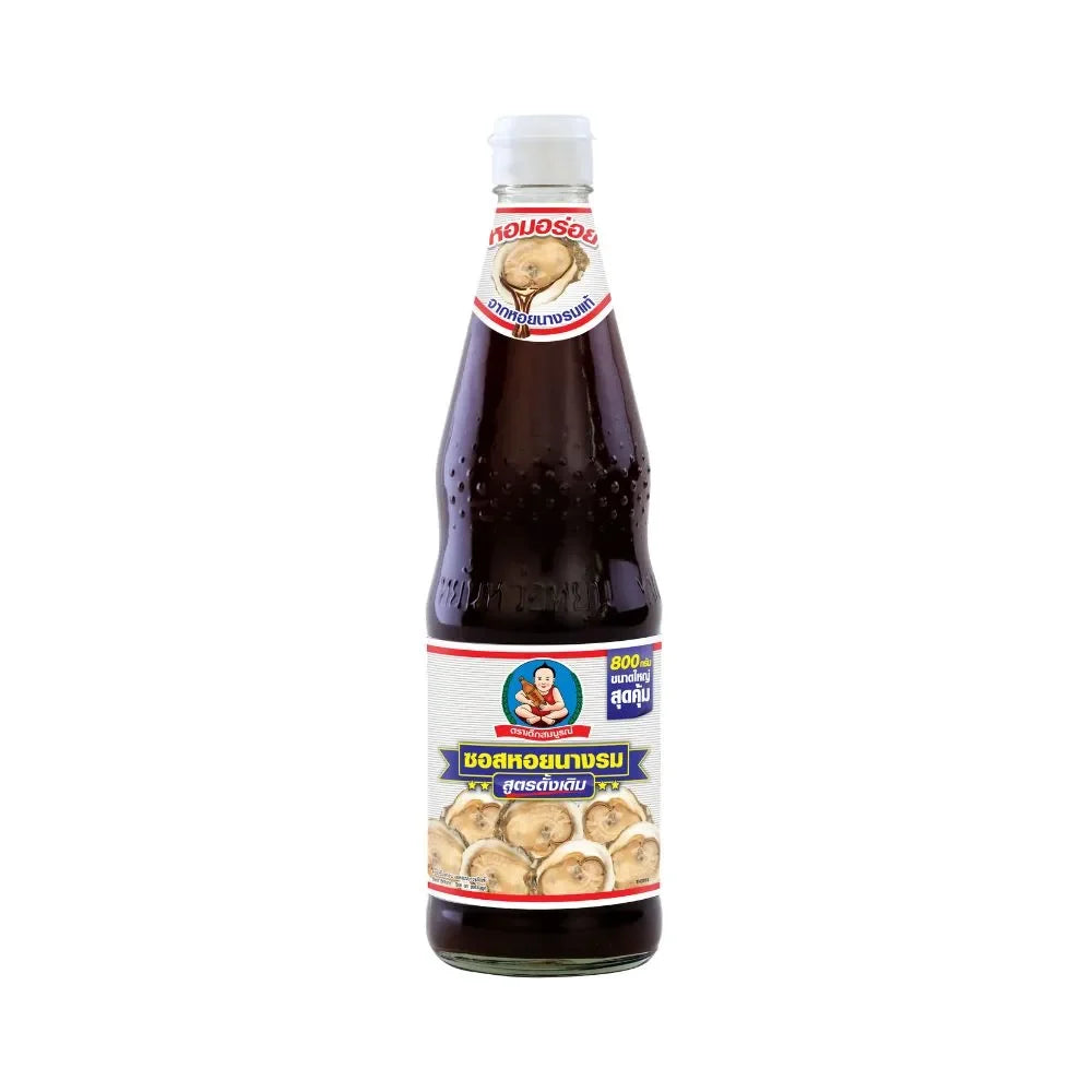 Deksomboon Oyster Sauce 800g jar, rich and savory Thai-style oyster sauce for cooking and seasoning in dry grocery category.