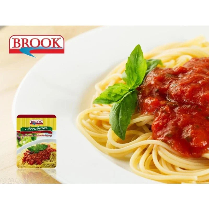 Brook Arrabiata Pasta Sauce 160g jar, spicy Italian-style dry grocery sauce with red chili peppers and tomato, by BROOK.