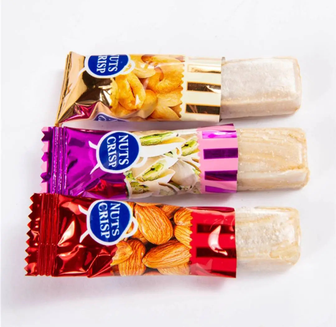 Nezline Nuts Crips snack pack, 500g x24, crunchy dry grocery snack with mixed nuts and confectionery elements.