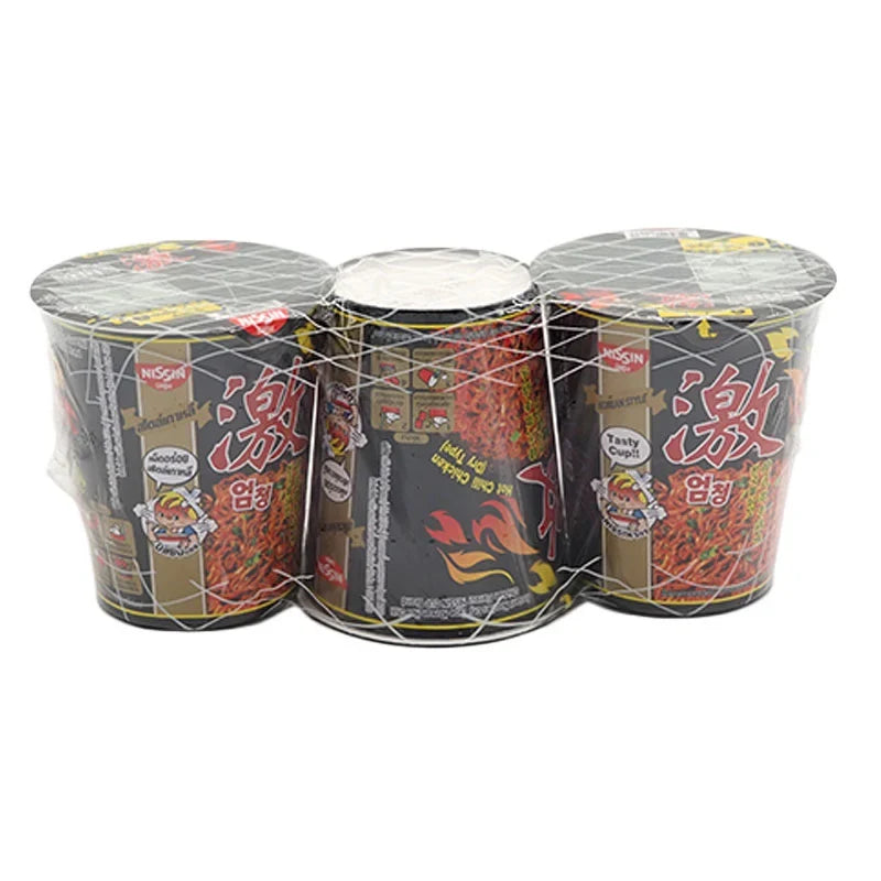 Nissin Premium Cup Instant Noodle Korean Hot Chilli Chicken 71g, dry grocery product with spicy chicken flavor and crispy noodles
