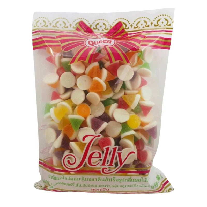 Queen Jelly Pyramid 500g dry snack with colorful, layered jelly candies in a pyramid shape for sweet confectionery enjoyment.