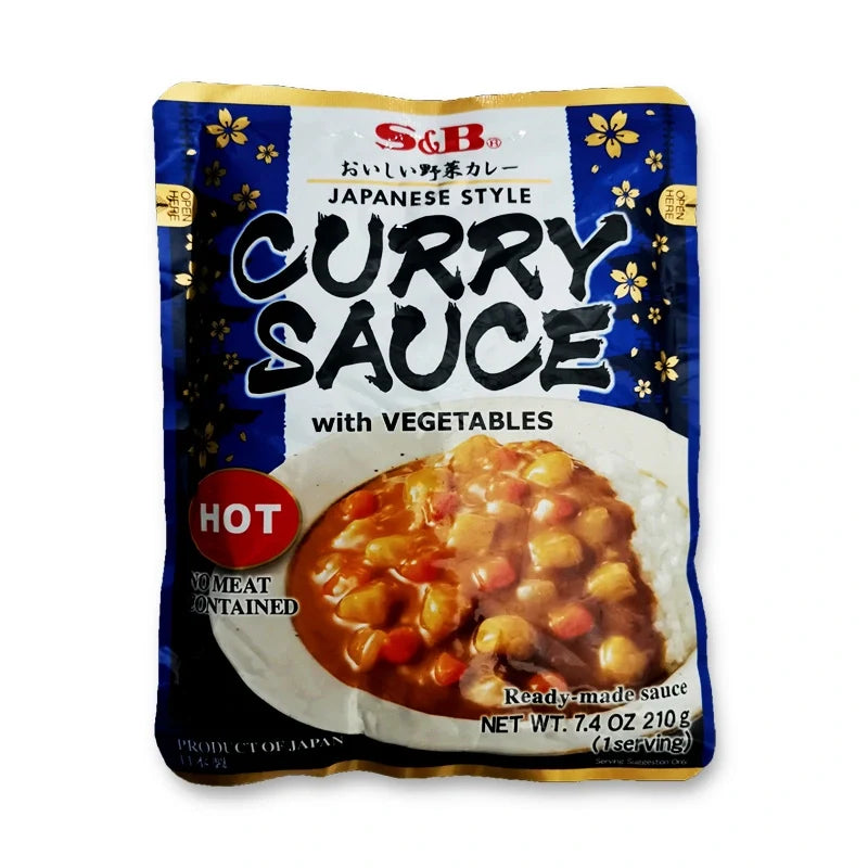 S&B Hot Curry Sauce 210g jar with spicy curry sauce visible inside, labeled in Japanese, placed on a neutral background