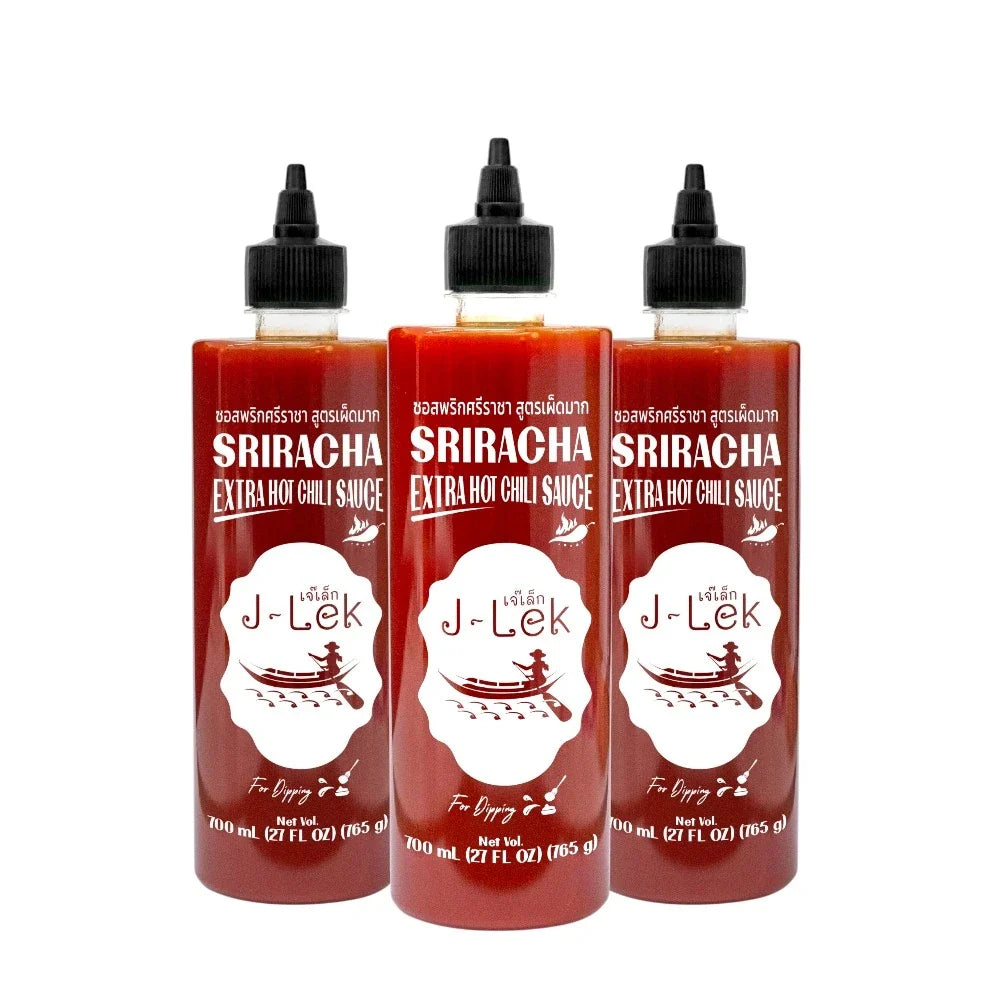 J-LEK Sriracha Chili Sauce in 765g bottle, very spicy formula, popular dry grocery condiment with vibrant red sauce visible.