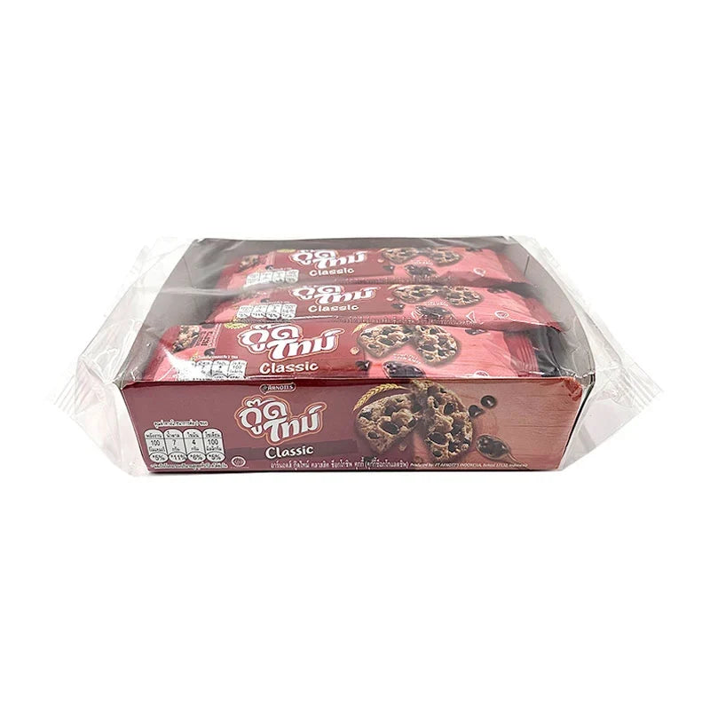 Arnotts Classic Chocolate Chips Cookies 22.7g, a pack of 12 crispy cookies with chocolate chips, ideal for snacks and confectionery.
