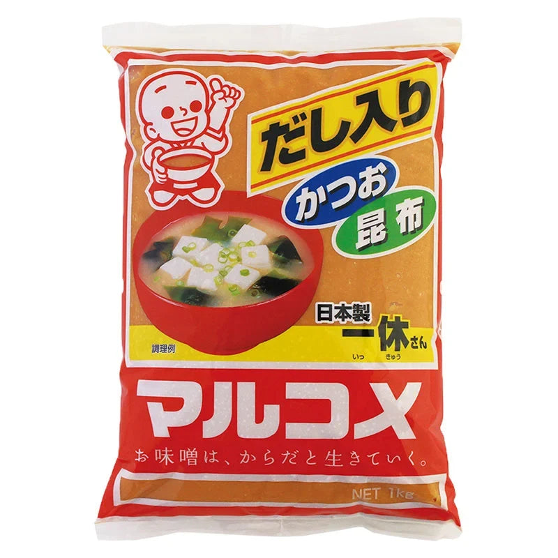 Ikkyu San Marukome Miso 1kg jar, traditional Japanese dry grocery miso paste on a white background