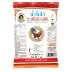 Maepranom Chicken Sauce 1kg bottle, Thai dry grocery product with a dark soy-based sauce in a plastic squeeze bottle.