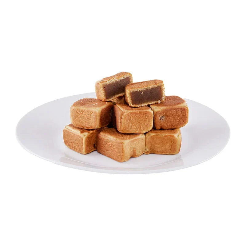 TAE Seng Heng Taro Pastry Dice, 120g, dry snack confectionery with colorful taro-flavored pastry pieces on a white background.