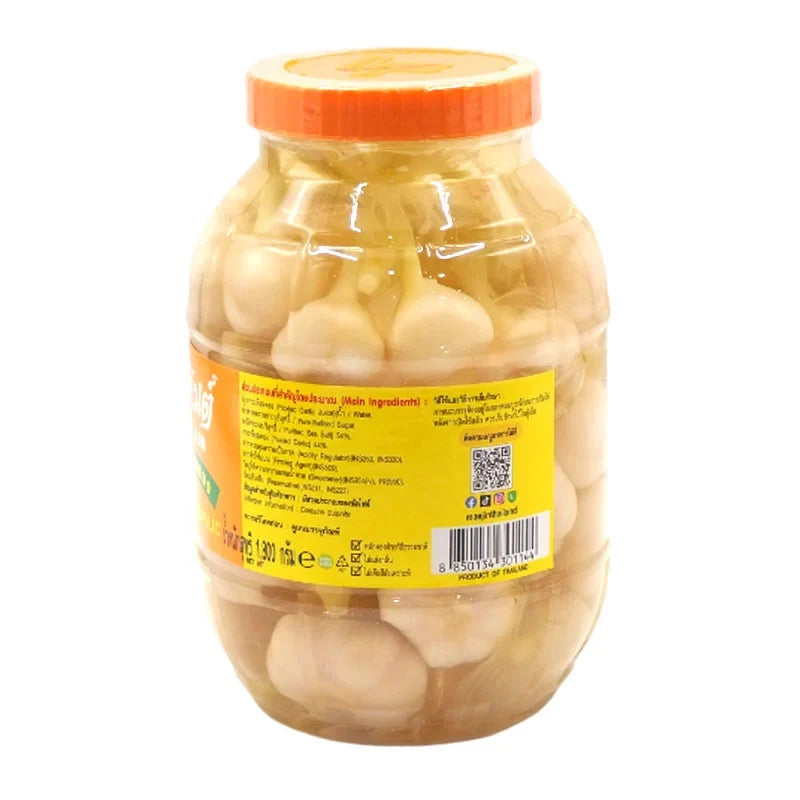 MAE JIN garlic pickle in 1.8kg jar, dry grocery item with whole garlic cloves and spicy pickling spices.