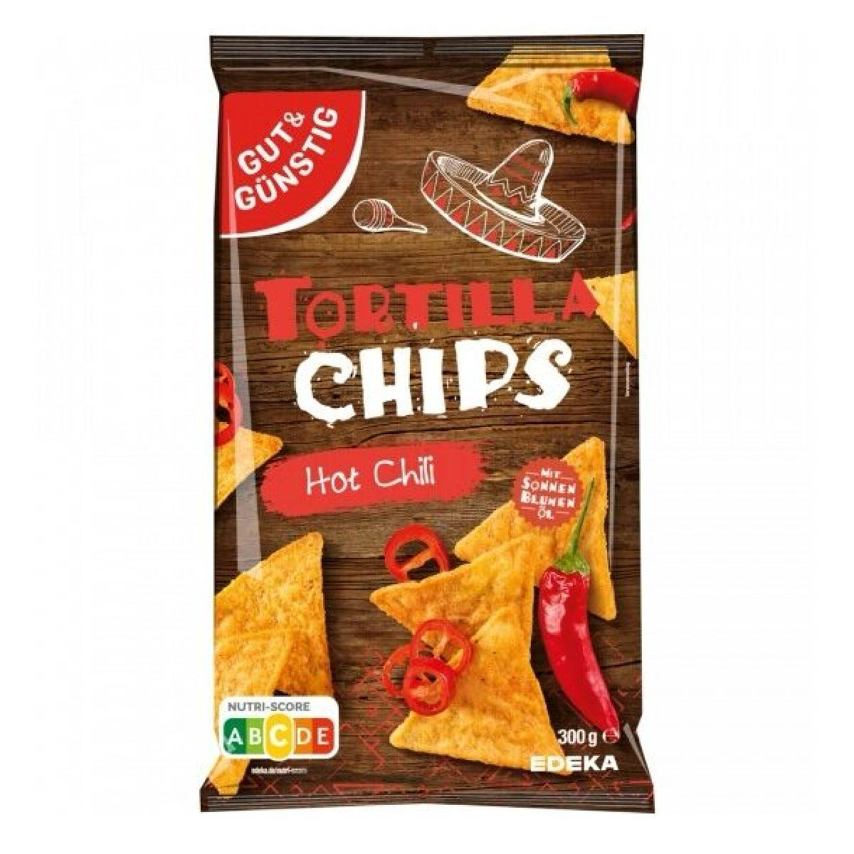 Edeka Tortilla Chips Hot Chili, spicy snack with crunchy tortilla chips coated in hot chili flavor, displayed in a bowl.