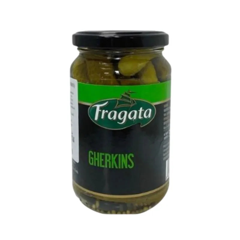Fragata whole gherkins in brine jar, 345g, showing fresh, crunchy gherkins packed in brine in a clear glass jar.