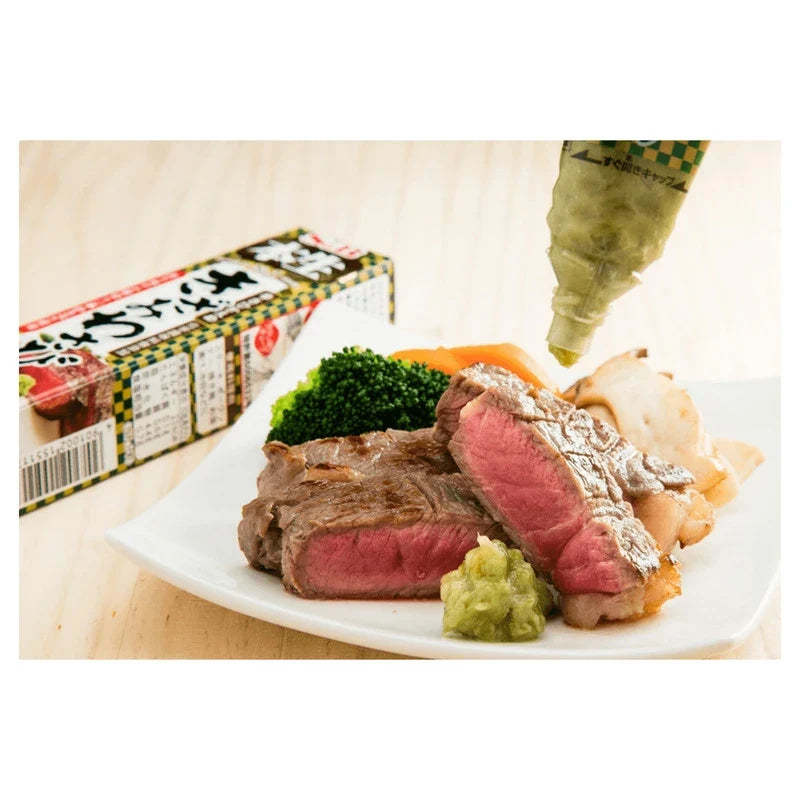 S & B BBQ tube type dry grocery, made in Japan, five pieces of 43g each, ready for grilling or barbecuing.