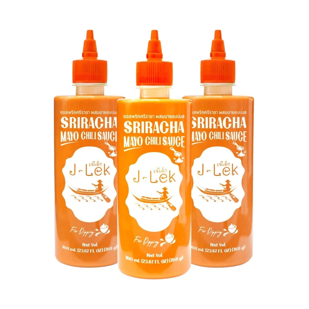J-LEK Sriracha Chili Sauce and mayonnaise bottles, 760g, in a dry grocery setting, showing the colorful sauce bottles.