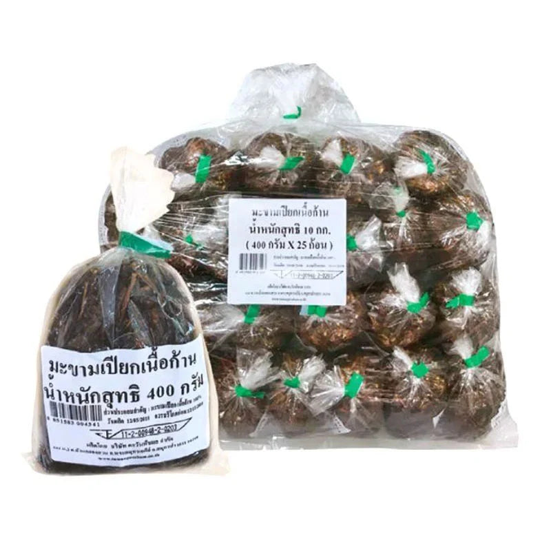 Makro Tamarind 400g pack, dry grocery product, showing a sealed bag of tamarind for culinary use.