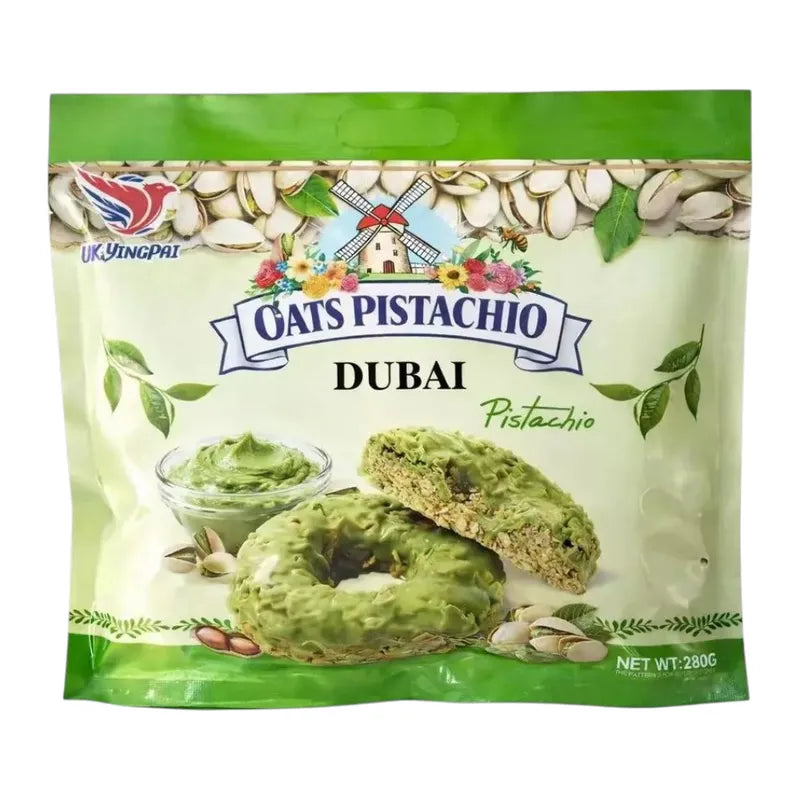 Nezline pistachio-flavored oat rings snack, coated with real oats, in a close-up image showcasing their crunchy texture.