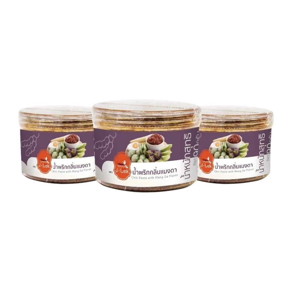 J-LEK Jae Lek Maeng Da Chili Paste in 90g plastic jar, dry grocery product with red chili paste visible inside.