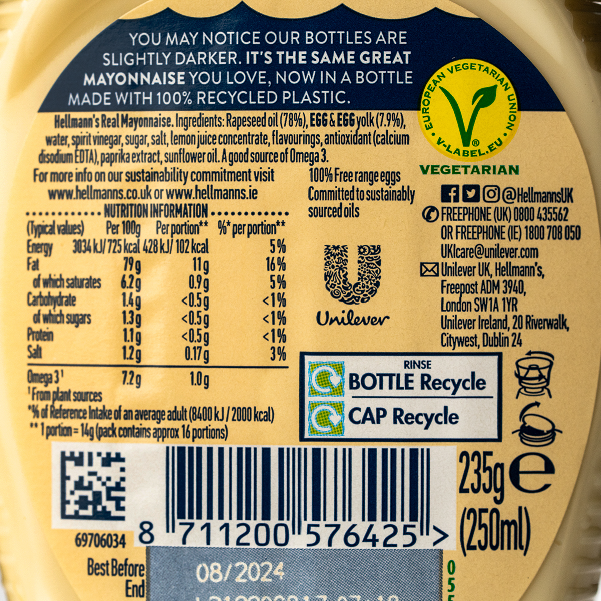 Creamy Hellmann's Mayo Real Squeezy bottle for grocery use, featuring the iconic label and easy-squeeze design.