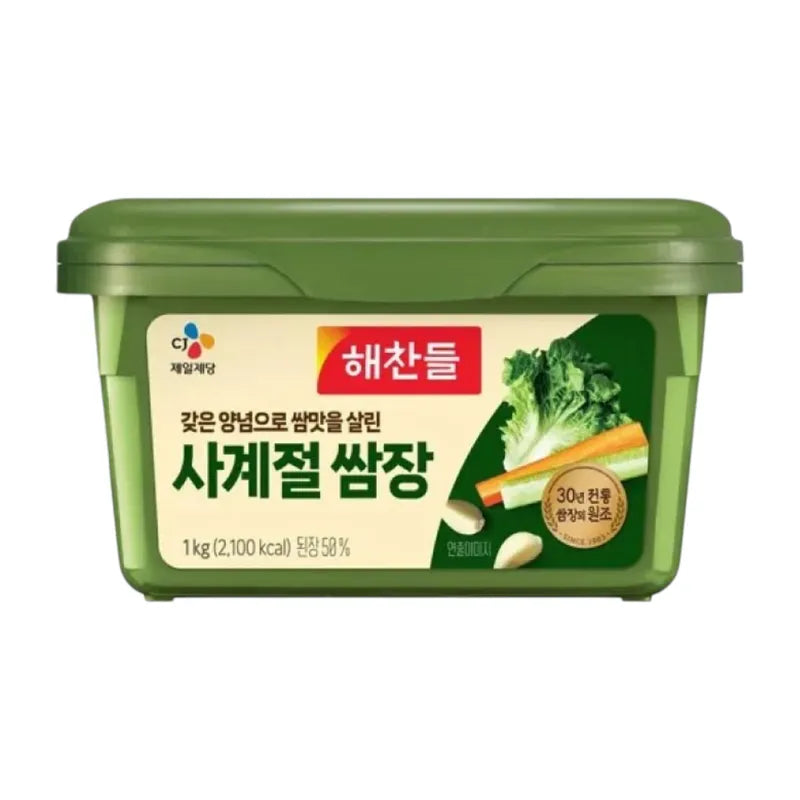 HaeChandle Ssamjang 1kg jar, Korean-style savory dipping sauce, with a smooth texture and rich flavor, ideal for grilling and wraps.