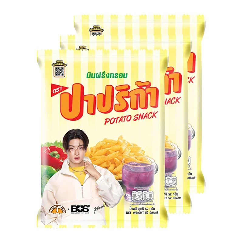 Paprika potato extrude snack in 52g packs, showing crispy, reddish snack pieces from PAPRIKA brand.