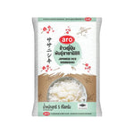 ARO Sasanishiki Japanese rice 5kg bag, premium dry grocery product, showcasing a close-up of the rice grains in a bag.