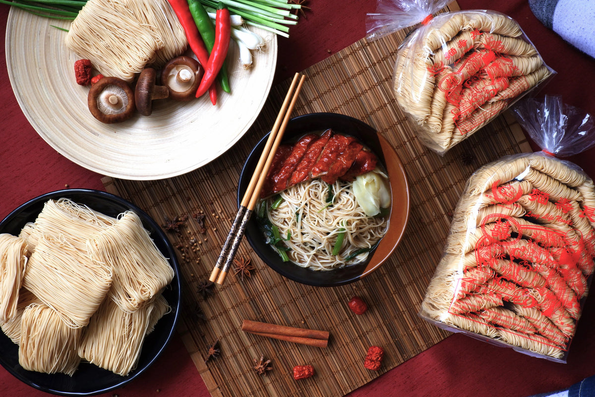 Dry grocery image of Rabbit Brand Hong Kong Style Noodles 500g package, featuring the noodle bundle with packaging visible.
