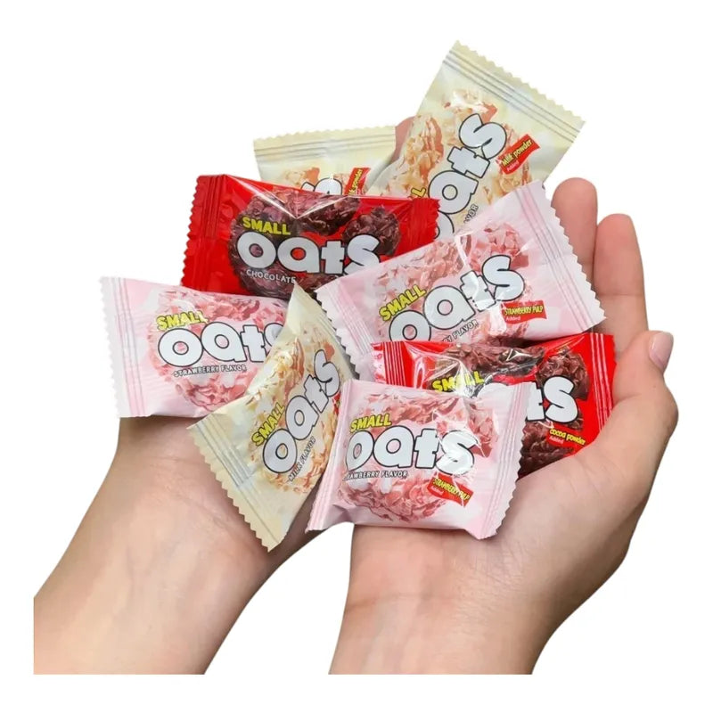 Nezline oat ring snack coated with chocolate milk, featuring a crispy oat exterior and creamy chocolate flavor.