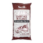 S&B Golden Curry Sauce Mix Flakes in 1kg bag, dry grocery product with yellow curry sauce flakes for cooking