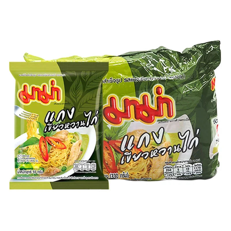 Mama Instant Noodles Chicken Green Curry flavor 55g pack, dry grocery product with six packets, featuring noodles and seasoning.