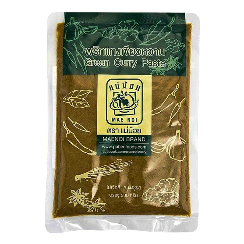 MAE NOI Green Curry Paste 500g jar, Thai dry grocery product with green chili, herbs, and spices visible on the label.