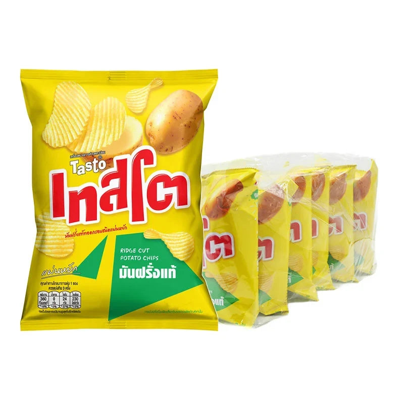 Tasto Potato Chips Salt 42g pack, crispy snack in six-pack, ideal for dry grocery and snack lovers.