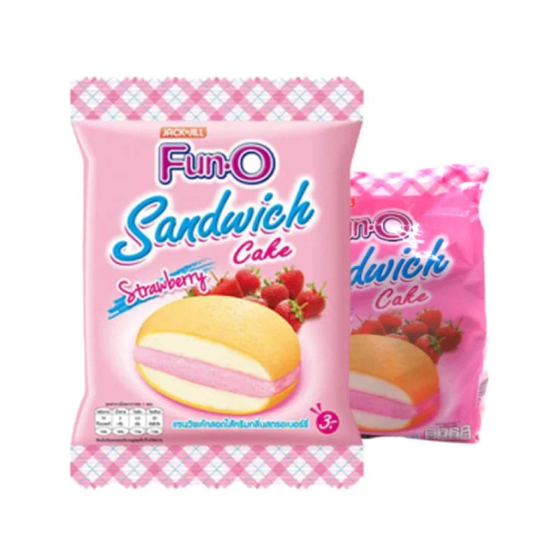 Fun-o Sandwich Cake Strawberry 13g snack pack, dry grocery confectionery with strawberry flavor, featuring individual snack cakes.