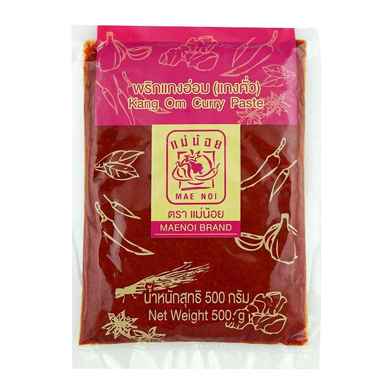 MAE NOI Kang Om Curry Paste 500g in a plastic jar, traditional Thai dry grocery product with red and yellow label branding.