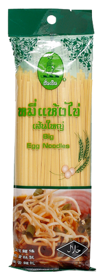 Hun Sen Big Egg Noodles in a package, showing fresh, thick egg noodles ideal for Asian cuisine cooking.
