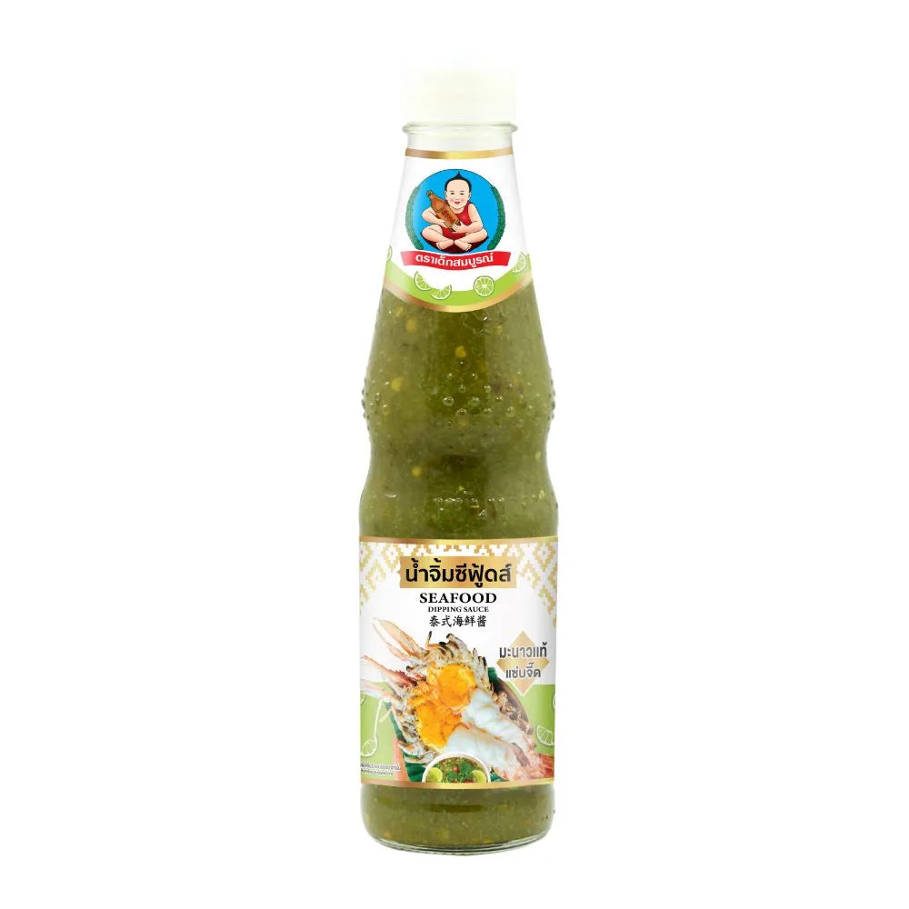 Deksomboon Seafood Dipping Sauce 335g in a glass jar, ready to complement seafood dishes with rich flavors.