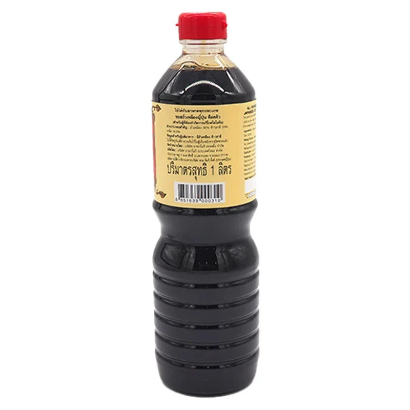 Yamamori Japanese soy sauce Tokkyu Extra 1L bottle, traditional dry grocery condiment with dark, rich flavor, in a clear plastic bottle
