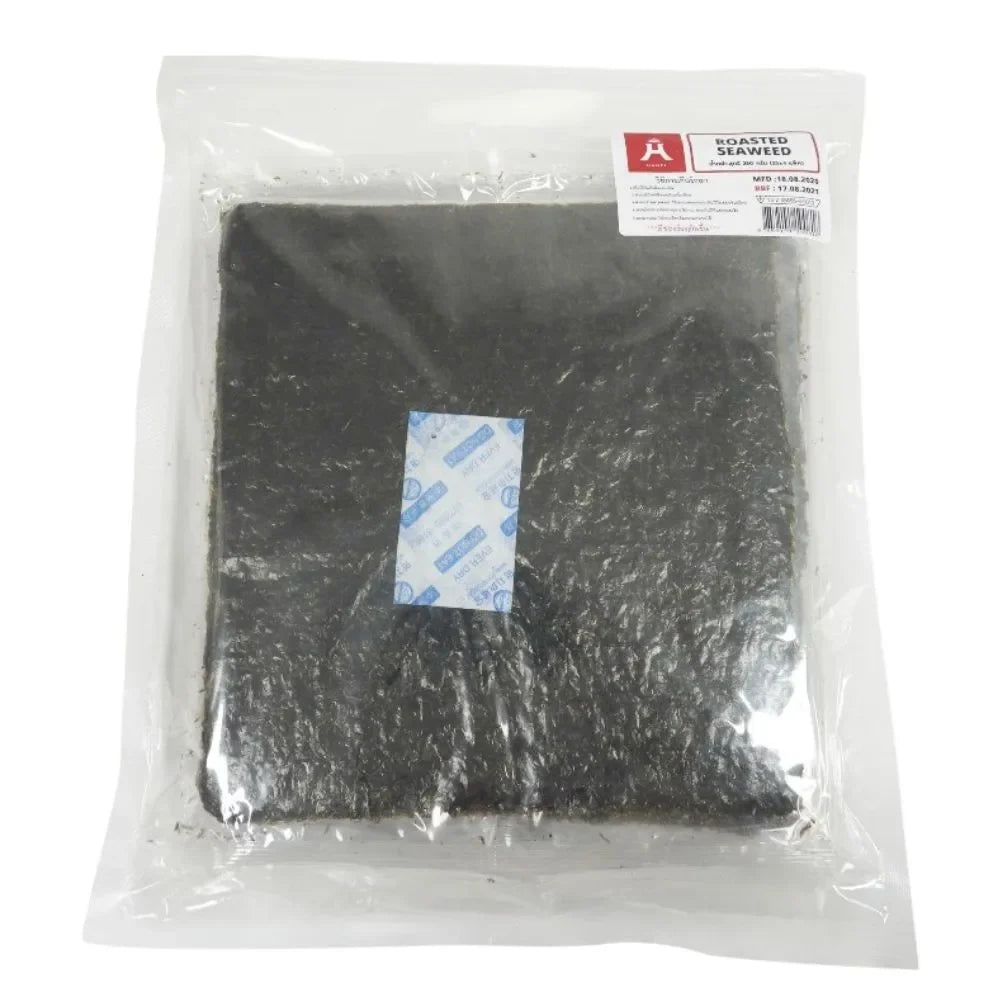 Hanei Seaweed Sheets x4, dried Japanese seaweed for sushi and cooking, stacked in a clear plastic package.