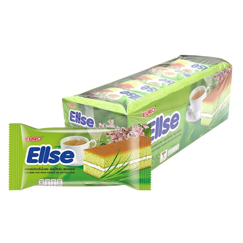 Ellse Pandan Layer Cake snack in 15g package, dry grocery confectionery with green pandan flavor and layered cake appearance.