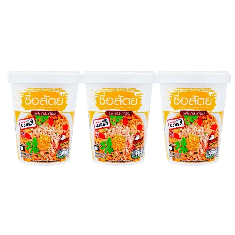 Suesat Sueasat Garlic Chicken Flavor Cup Noodles in a dry grocery cup with visible noodles and seasoning.