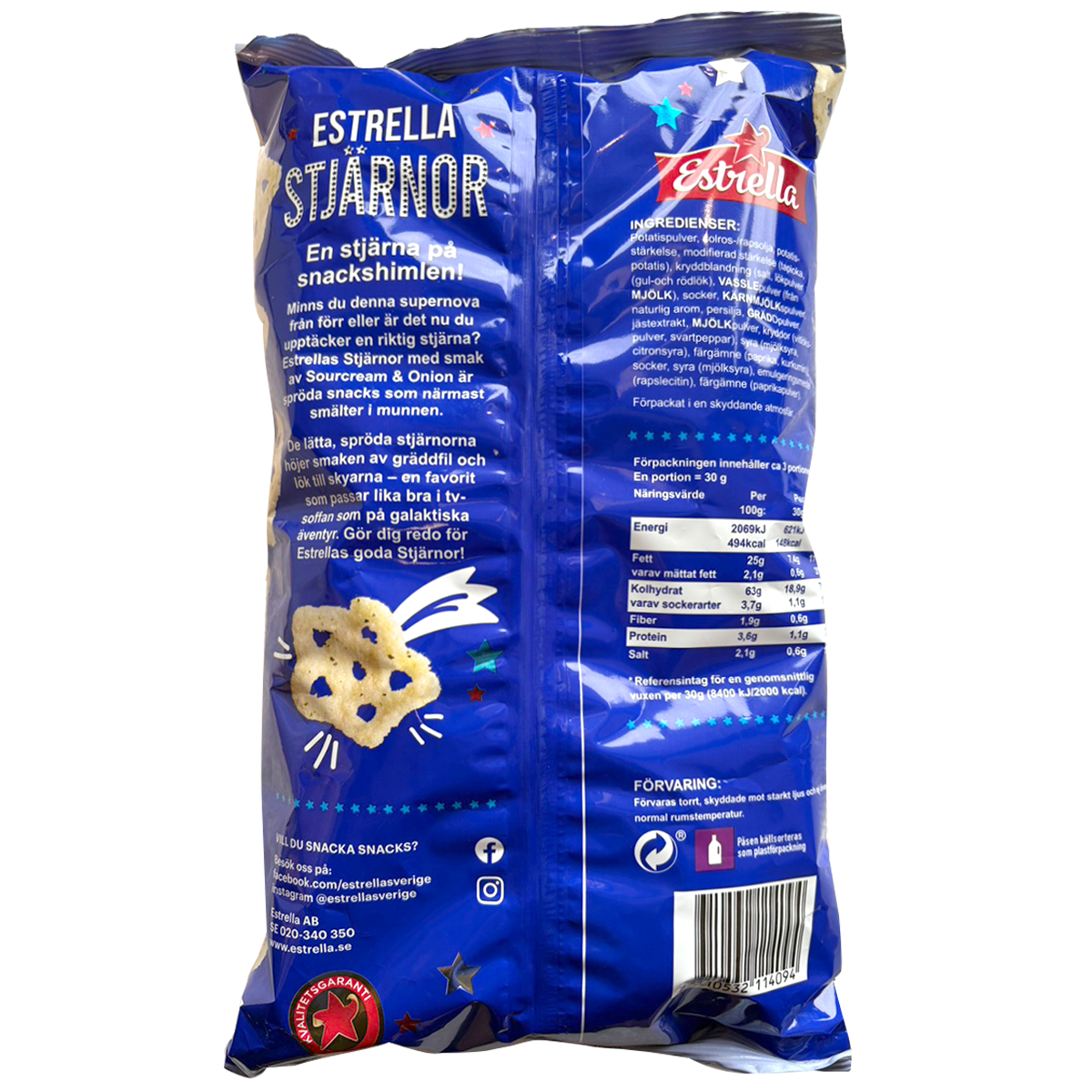 Estrella Stjarnor Spurcream confectionery snacks with colorful star-shaped candies and creamy texture, presented in a clear container.