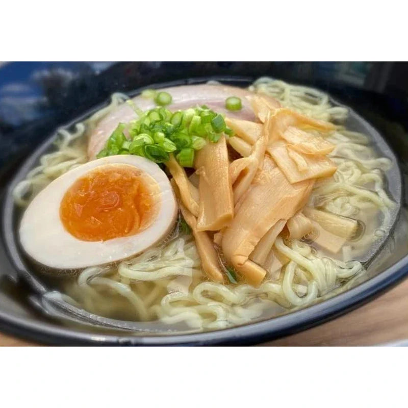 Keihin Boiled Mizumi Menma bamboo shoot container, dry grocery product, showing packaged bamboo shoots in a clear container.