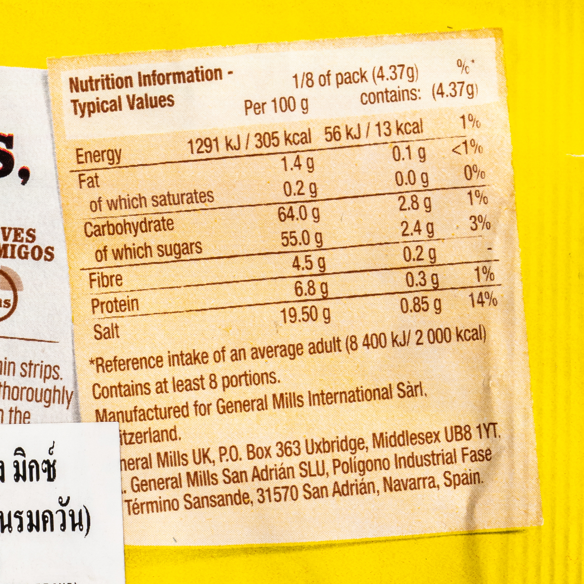 Old El Paso smoky BBQ seasoning mix for fajitas, featuring vibrant spice blend and flavorful herbs in a grocery product image.