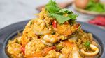 J-LEK Curry Powder Stir-fry Sauce bottle, 520g, dry grocery product with vibrant labels and sauce inside