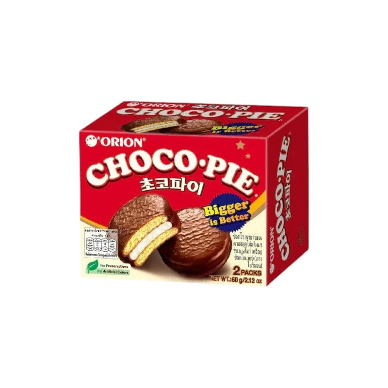 Orion Choco Pie VN snack with chocolate coating and marshmallow filling, packaged in a clear plastic wrapper.
