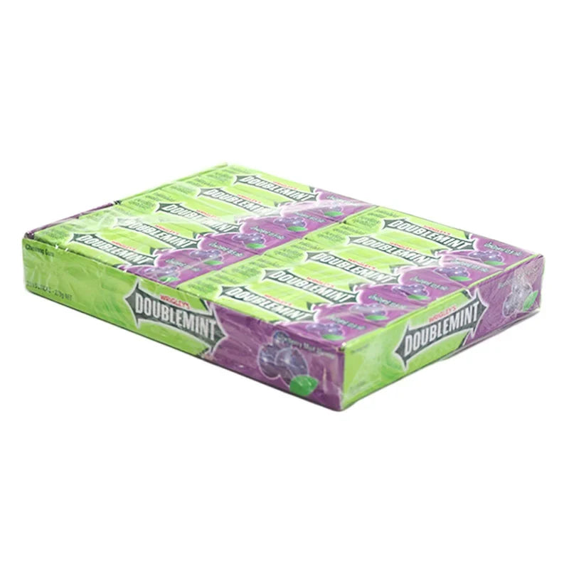 Wrigley's Blueberry Gum 13.5g pack, colorful blueberry-flavored chewing gum for snacks and confectionery enjoyment