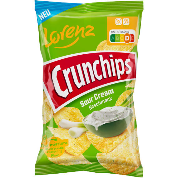 Lorenz Crunchips Sour Cream confectionery snack bag with crispy chips featuring sour cream flavor.