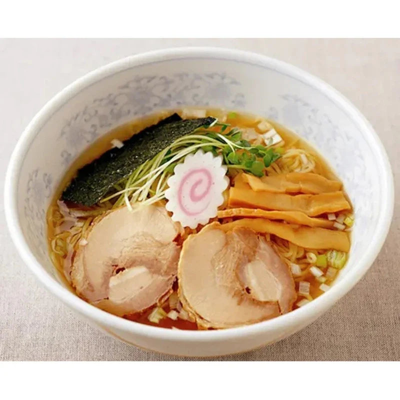 Somi Tokyu-style Shoyu ramen soup concentrated light oil bottle, Japanese dry grocery product with clear label and gold cap
