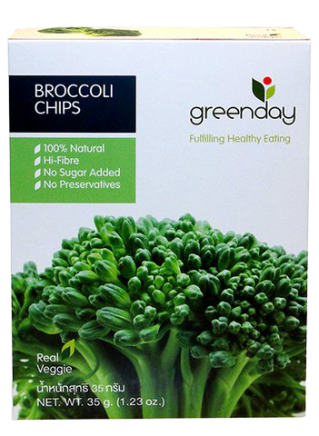 Greenday Broccoli Chips, healthy confectionery snack in a clear bag, featuring vibrant green broccoli slices.