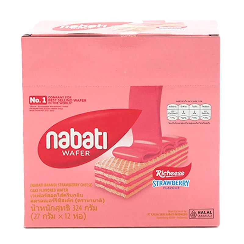 Nabati Strawberry Wafer Snack in 27g package, crispy layered wafer with strawberry filling, from NABATI brand.