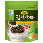 Sajo seasoned seaweed flakes vegetable snack in a clear package, showcasing crispy, green seaweed flakes ready to eat.