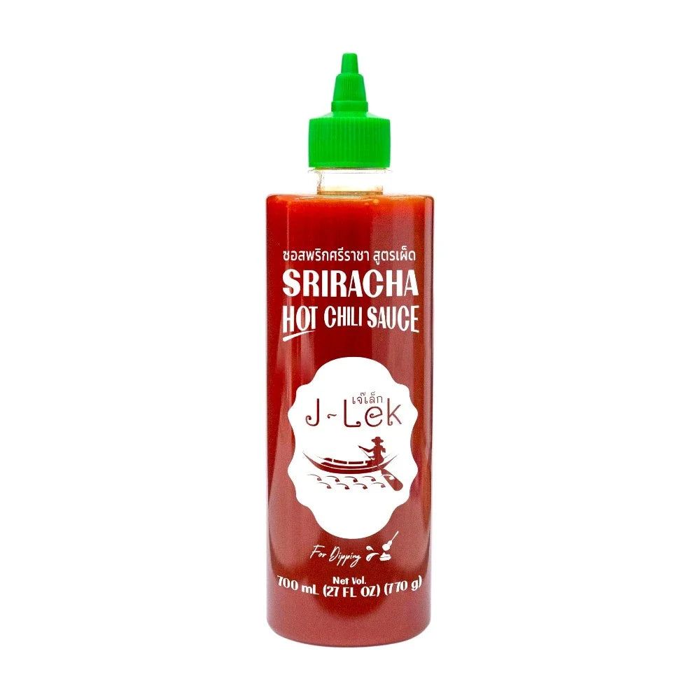 J-LEK Sriracha Hot Chili Sauce 820g bottle with red cap and label, showing spicy chili sauce in a clear plastic bottle.